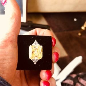 Yellow Gemstone ring